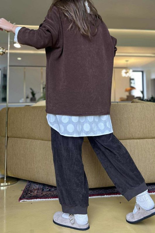 Conrad Oversized Boxy Knit Chocolate